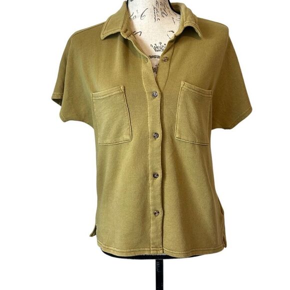 C&C California Tops - C & C California Pea Green Sunwashed Button Short Sleeve Knit Shirt S